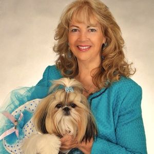 Meet your Posher, Linda